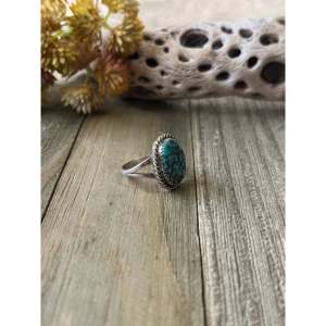 Kingman <b>Turquoise</b> Sterling Silver <b>Ring</b> Size 8.25-Navajo Handcrafted Fine Jewelry - Product Image 3