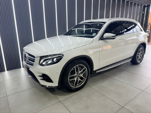 Auto Usado de Calidad a Precio Accesible, Mercedes-Benz GLC 220d AMG 2018, Volante a la Derecha - Product Image 3