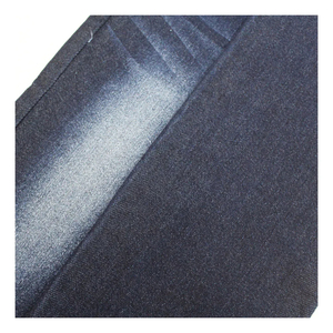 Short en jean personnalisé avec logo gaufré 3D bord coupé Short en jean vintage de haute qualité avec peinture lourde lavage rétro - Product Image 2