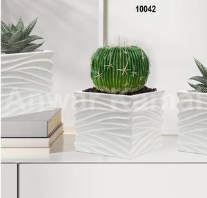 Jardinière en céramique en forme de cube - Product Image 1