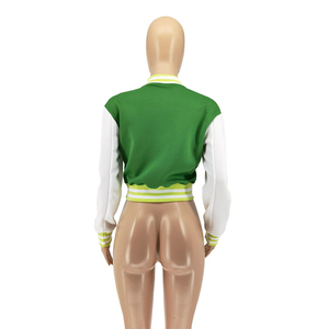 Vente en gros de veste universitaire recadrée de style vintage pour femmes avec logo personnalisé Nouvelle veste en cuir brodée à la mode en coton pour l'extérieur - Product Image 2