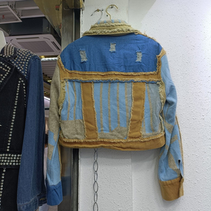 Ropa de calle personalizada, ropa informal de retazos de bloque de Color para mujer, chaqueta vaquera corta rasgada, chaqueta vaquera para mujer - Product Image 3