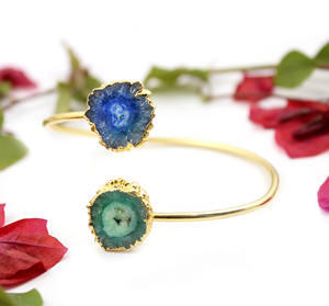 Pulsera de flor de cuarzo solar personalizada hecha a mano ajustable oro galvanizado brazalete joyería - Product Image 2
