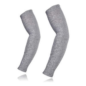 Mangas de brazo de compresión de alta calidad y bajo precio, servicio OEM, Mangas de brazo de Color sólido fabricadas en Pakistán - Product Image 3