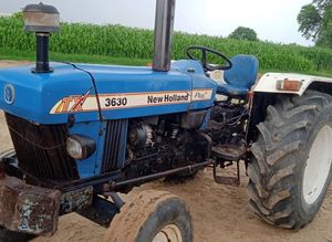 Tractor de Ruedas Usado N Holland 3630 4WD 2009 Usado con Componentes Principales: Motor, Caja de Cambios, Bomba - Product Image 2