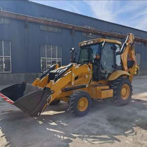 Chargeuse-pelleteuse 4x4 8 tonnes JCB 3CX 4CX à vendre - Product Image 4