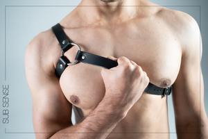 Arnés de hombro de pecho para hombre de cuero genuino de alta calidad para padrinos de boda hecho a mano personalizable - Product Image 6