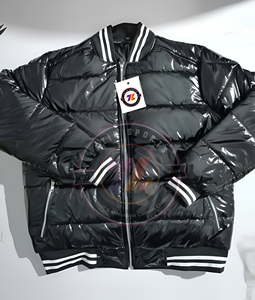Veste matelassée de style universitaire pour hommes vente en gros manteau d'hiver à capuche et à attente légère grande taille veste en duvet rembourrée en nylon - Product Image 4