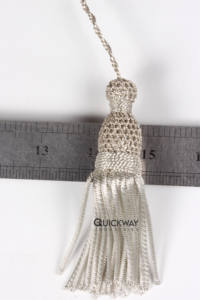 Borlas de Hilo Metálico Plateado Hechas a Mano, Borla Clerical para Vestimentas de Iglesia y Uso Decorativo - Product Image 5