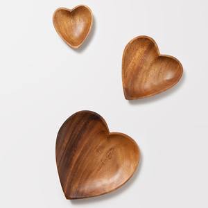 Service d'assiettes en forme de cœur vaisselle écologique vaisselle en bois assiettes en bois artisanales pour servir les repas - Product Image 5