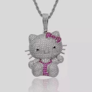 Colgante de dibujos animados de pingüino gordito de la mejor calidad, accesorio de moda de diamante clásico para Niñas para regalar disponible para la venta India - Product Image 2