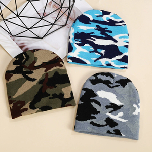 Gorros de invierno con logotipo bordado personalizado de Jacquard, gorros de invierno de punto clásico con gorro bordado 2025 - Product Image 1