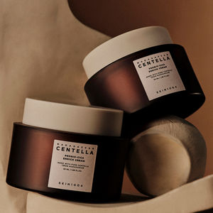 SKIN1004 Madagascar Centella Probio-Cica Enrich Cream 1.69 fl.oz 50ml pour les peaux sensibles Vente en gros coréenne - Product Image 2