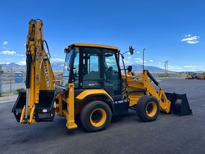 Chargeuse pelleteuse compacte JCB 3CX Pelle pelleteuse sur pneus JCB 3CX d'occasion en vente - Product Image 3