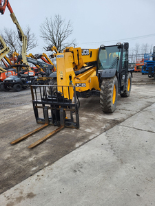 2018 507-42 Used Telehandler Durable Heavy Lifting Equipment for Construction - Product Image 4