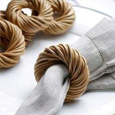 Juego de 2 servilleteros de ratán para alojar invitados con accesorios de comedor elegantes y respetuosos con el medio ambiente - Product Image 5