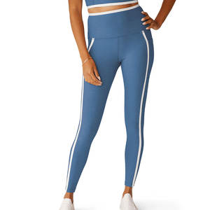 Leggings sans couture pour femmes de qualité supérieure en gros du Pakistan, taille haute, tendance pour l'hiver, leggings pour femmes à la mode en vente - Product Image 1