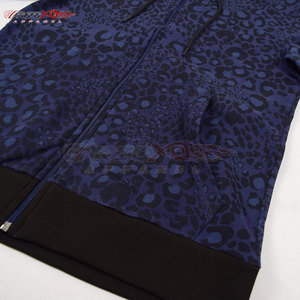 Sweat à capuche zippé élégant pour homme, idéal pour l'hiver, avec poches latérales fonctionnelles, en tissu polaire, personnalisable, vente en gros - Product Image 6