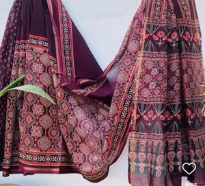 Saree de algodón puro Malai con hermosos estampados Kalamkari y hermosos 7 colores con contraste Pallu y borlas - Product Image 5