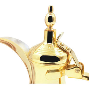 Théière Dallah en métal arabe fini poli de qualité haut de gamme pour le dessus de table de restaurant extérieur servant la cafetière Dallah - Product Image 5