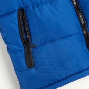 Chaqueta de Hombre con Capucha y Cuello Alto, Diseño Único, Estilo Urbano, Personalizable, Impermeable, Transpirable y Ecológica - Product Image 6