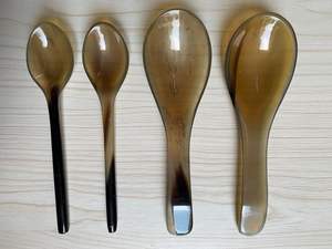 CUCHARA DE CUERNO BLANCO PULIDO DE MAQUINARIA para el hogar y el restaurante Uso en la cocina Cuenco de estilo animal artesanal de la mejor calidad a la venta - Product Image 3