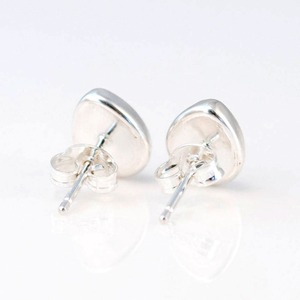 Boucles d'oreilles clous bohèmes en opale bleue en forme de poire, faites à la main, en argent sterling 925 véritable, pierre de naissance d'octobre, spirit d'âme libre - Product Image 3