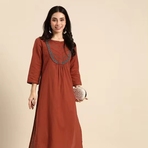 Colección de Kurtis de Algodón con Bordado Floral de Diseño Moderno, Elegantes y Festivos para el Verano, Moda Femenina al por Mayor - Product Image 1