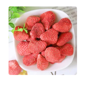 สตรอเบอร์รี่อบแห้งทำจากสตรอเบอร์รี่สดที่สุกจากแสงแดดอบแห้งอย่างระมัดระวังเพื่อรักษาความหวานตามธรรมชาติ - Product Image 3