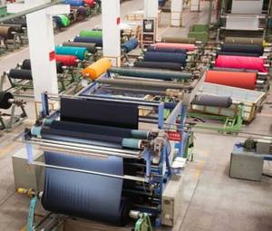 Vente en gros de vêtements de sport pour l'industrie Bomber noir noir-or personnalisé Varsity Letterman Jacket - Product Image 2