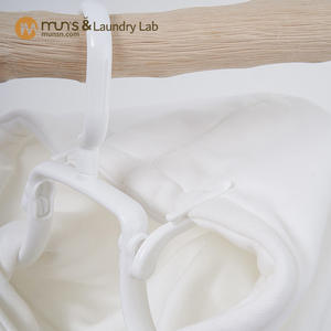 Ensemble de 2 cintres pour séchage à capuche - Product Image 4