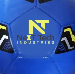Ballon d'entraînement de football en matériau PU à des fins d'entraînement avec conception personnalisée et logo personnalisé par Next Tech Industries - Product Image 2