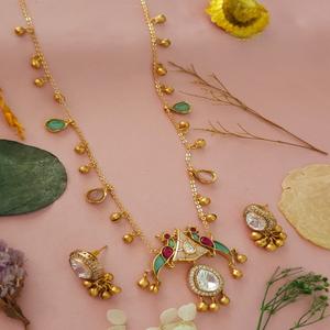 Conjunto de Collar y Aretes de Diseño de Alta Calidad con Baño de Oro y Piedras, Colección para Bodas y Fiestas para Mujer - Product Image 1