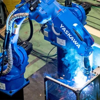 YASKAWA AR1440 6 Eksenli Endüstriyel Robot Ark Kaynak Robot Kolu, Karbon Çelik ve Paslanmaz Çelik Kaynağı için Pozisyonerli