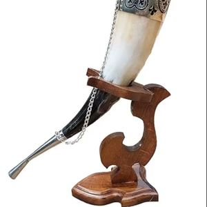 Cuerno Vikingo de Primera Calidad para Amantes del Hidromiel y el Cerveza, Cuerno Vikingo Escandinavo Antiguo con Soporte de Madera por CRAFT ZONE EXPOT - Product Image 1