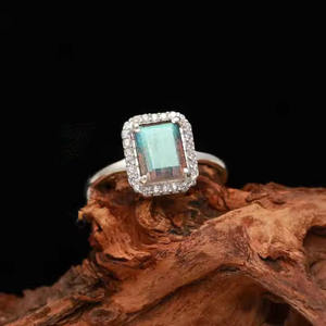 Bague en argent Sterling 925 faite à la main pour les femmes Labradorite naturelle Flashy feu octogone coupe romantique pour les fiançailles mariage - Product Image 2