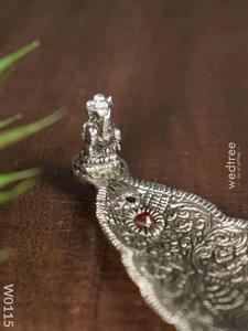 Ensemble de plateaux individuels en argent et or pour mariage indien, Ganpati Ji, qualité supérieure, sculptés à la main, cadeaux pour mariages, vente en gros - Product Image 5