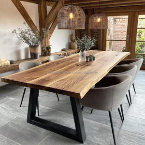 Ensemble de table à manger carrée minimaliste en bois massif, écologique et faite à la main, avec pieds en métal, assemblé pour appartement ou bar - Product Image 1