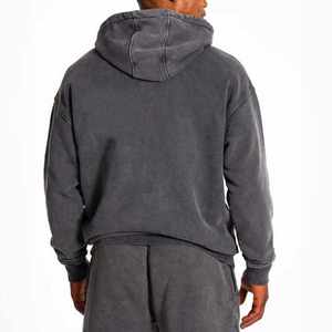 Sudadera con capucha y pantalón corto desgastados personalizados para hombre Traje de dos piezas transpirable y bordado lavado con piedra ácida - Product Image 4