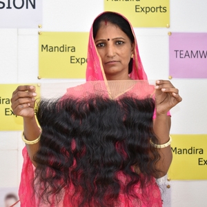 ผมต่อผมมนุษย์หยักศกแบบอินเดียขนาด13*4สีดำธรรมชาติไม่ผ่านกรรมวิธี100% - Product Image 3