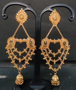 ชุดต่างหูพร้อม22CT สีทองแบบดั้งเดิม - Product Image 2