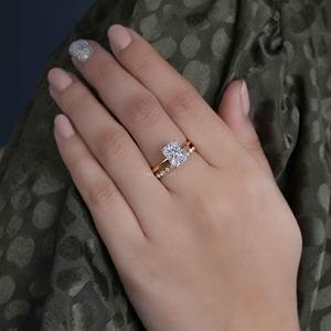 Ensemble de mariage élégant en diamant de laboratoire taille radiant avec alliance en or 14 carats pour femme, bijoux fins à bas prix - Product Image 2