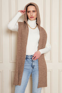 ผ้าพันคอไหมพรมเนื้อนุ่มสำหรับผู้หญิง ให้ความอบอุ่น มีสไตล์ และสวมใส่สบาย ดีไซน์ทันสมัย เหมาะสำหรับฤดูใบไม้ร่วงและฤดูหนาว รับผลิตแบบ ODM OEM - Product Image 3