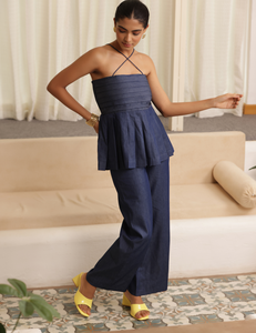 Silhouette élégante Ensemble de coordination en denim d'été pour femmes Style léger extensible et traditionnel pour un style de vie actif et une fête - Product Image 1