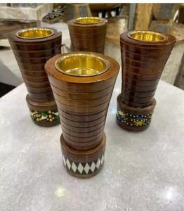 Brûleur d'encens en laiton avec base en bois incrustation de nacre et d'os pour la diffusion d'encens arabe et d'aromathérapie - Product Image 4