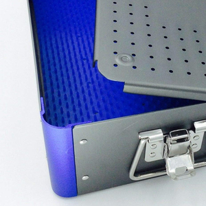 กล่องใส่อุปกรณ์ฆ่าเชื้อทำจากสเตนเลสสตีลมีหลายสีถาดใส่เครื่องมือผ่าตัดด้วยตัวเองผ่านการรับรอง CE - Product Image 3