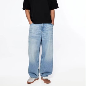 Top Trend Jeans de talla grande para hombre Cómodo y ligero El mejor diseño con estilo de calle transpirable y tarifa razonable - Product Image 1