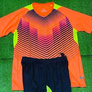 ชุดเสื้อฟุตบอลสำหรับผู้ชายชุดเสื้อฟุตบอลออกแบบได้เอง - Product Image 1