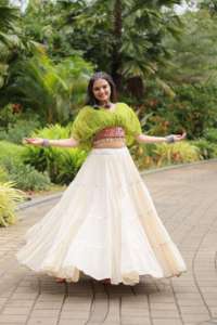 Nouvel arrivage de vêtements attrayants à la mode en coton Kora Lehenga Choli avec couture à volants standard Exportateur mondial - Product Image 4