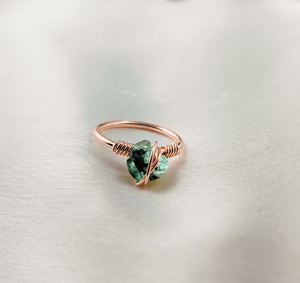 Anillo de piedras preciosas de Aguamarina cruda 8-10mm piedra natal Rosa chapado en oro plata esterlina alambre envuelto anillo de piedra natal - Product Image 5